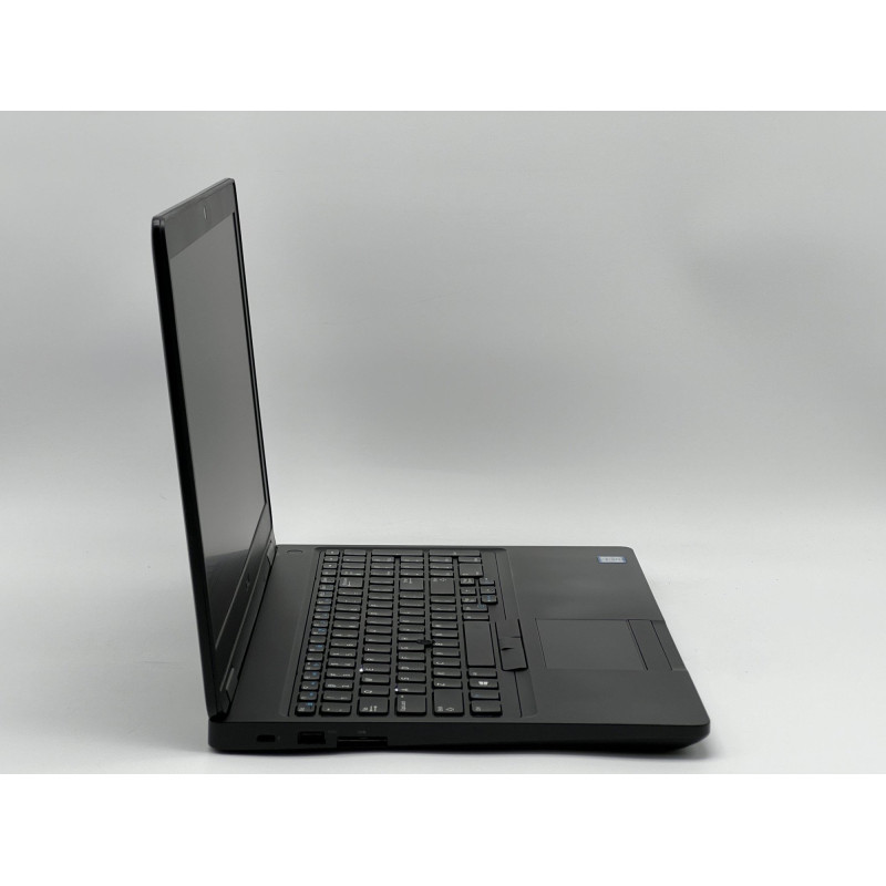 Ноутбук Dell Precision 3530, i7-8850H, 16 GB, 240 GB, NVIDIA Quadro P600, 1920x1080, IPS [SH26021791] БУ