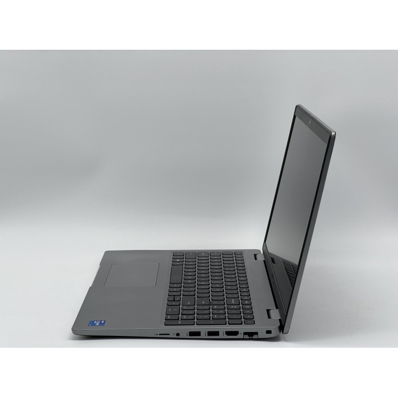 Ноутбук Dell Latitude 5520, i7-1185G7, 16 GB, 240 GB, Intel Iris Xe Graphics, 1920x1080, IPS [SH26021146] БУ