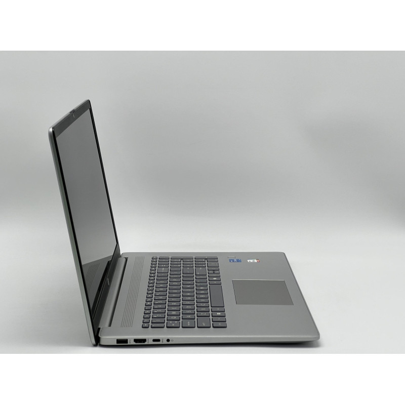 Ноутбук HP Laptop 17-c3000, I5-1334U, 16 GB, 240 GB, Intel UHD Graphics, 1600x900, TN [SH2602268] БУ