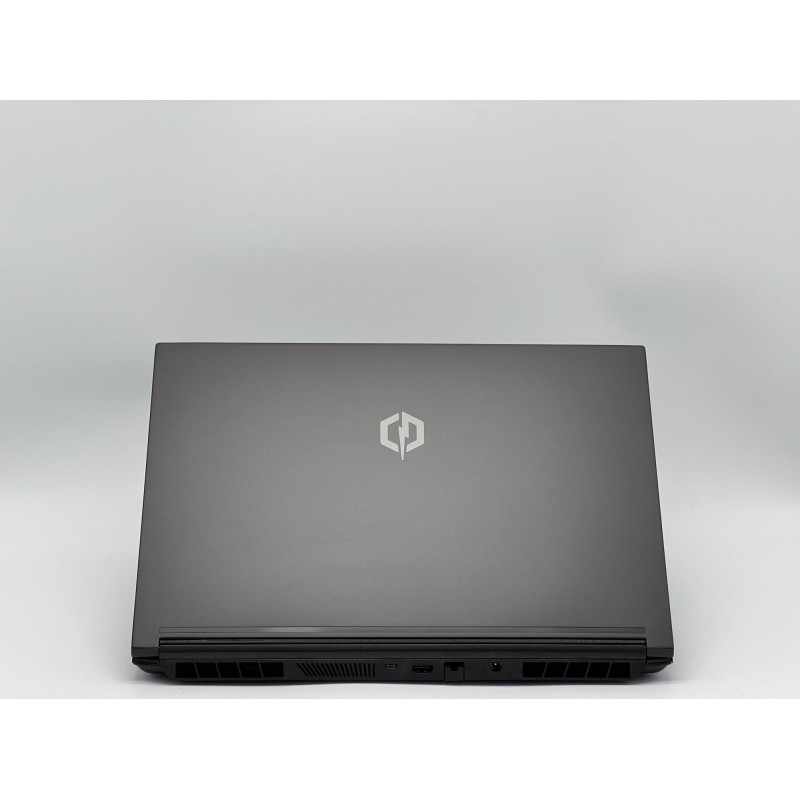 Ноутбук CyberPowerPC Tracer V Edge I15E, i7-11800H, 32 GB, 960 GB, NVIDIA GeForce RTX 3080, 2560x1440, IPS [SH2602076] БУ